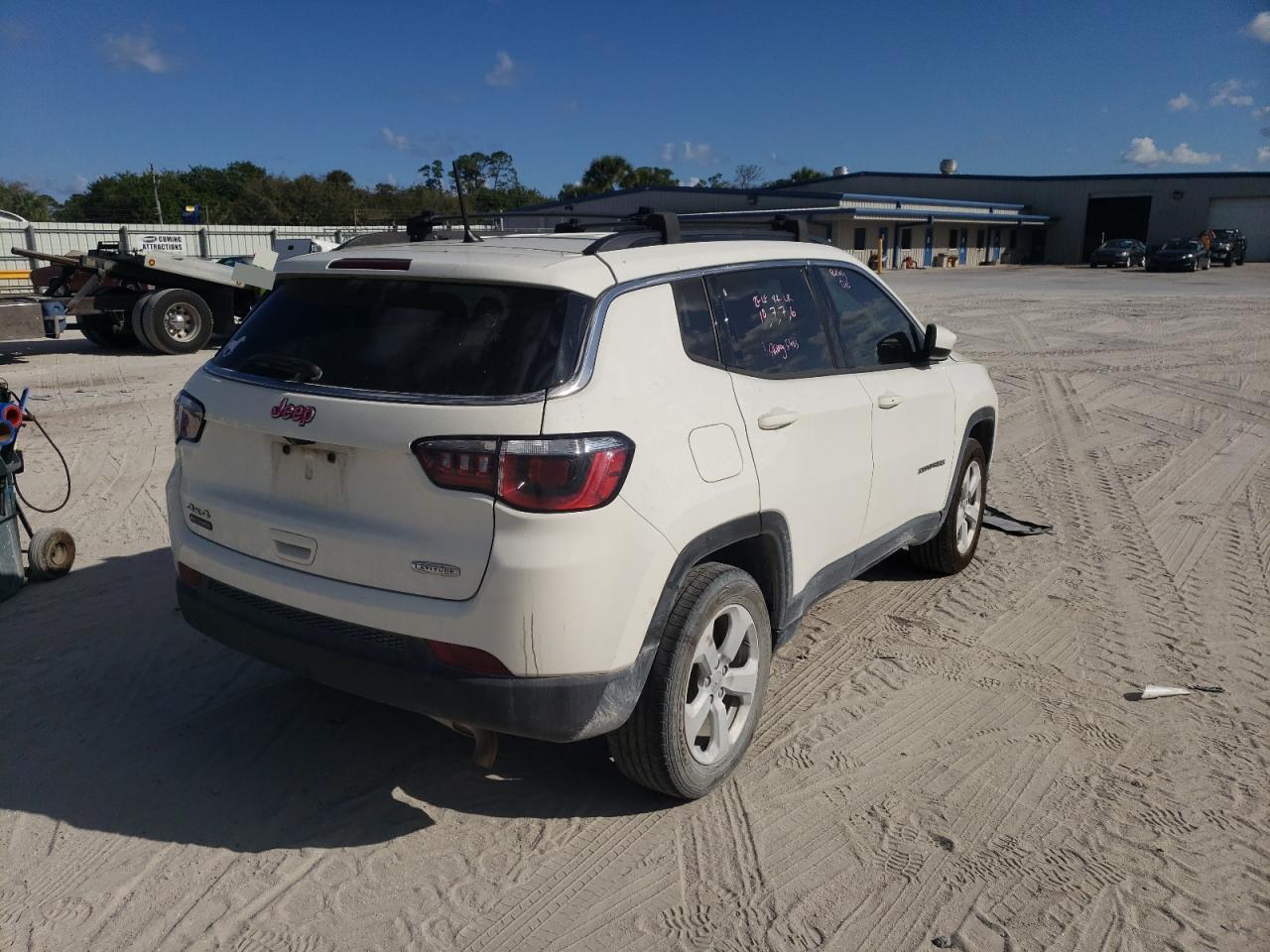 Photo 4 from auction – 2018 JEEP COMPASS LA with VIN 3C4NJDBB4JT177843