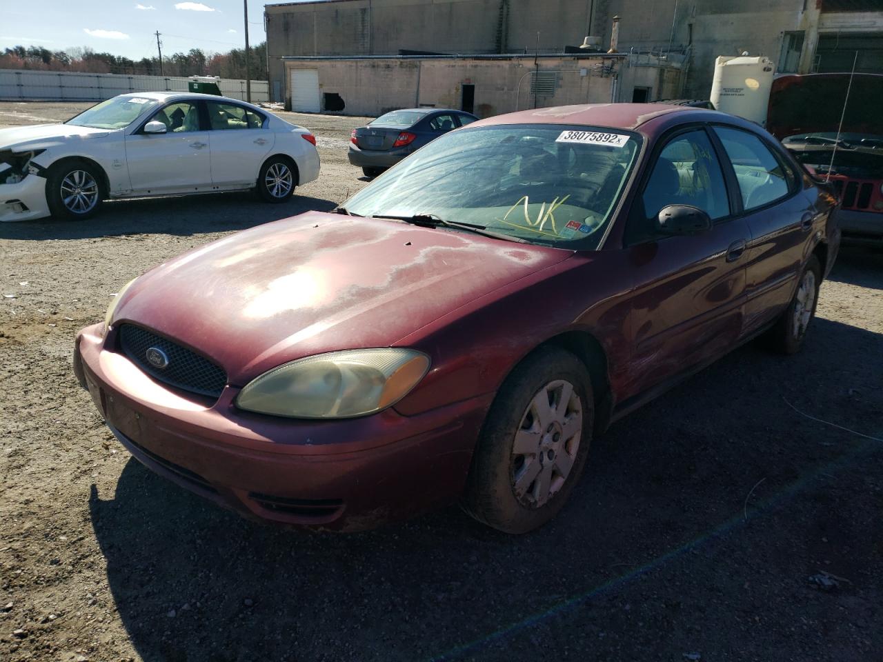 Photo 2 from auction – 2004 FORD TAURUS SE with VIN 1FAFP53204A215786
