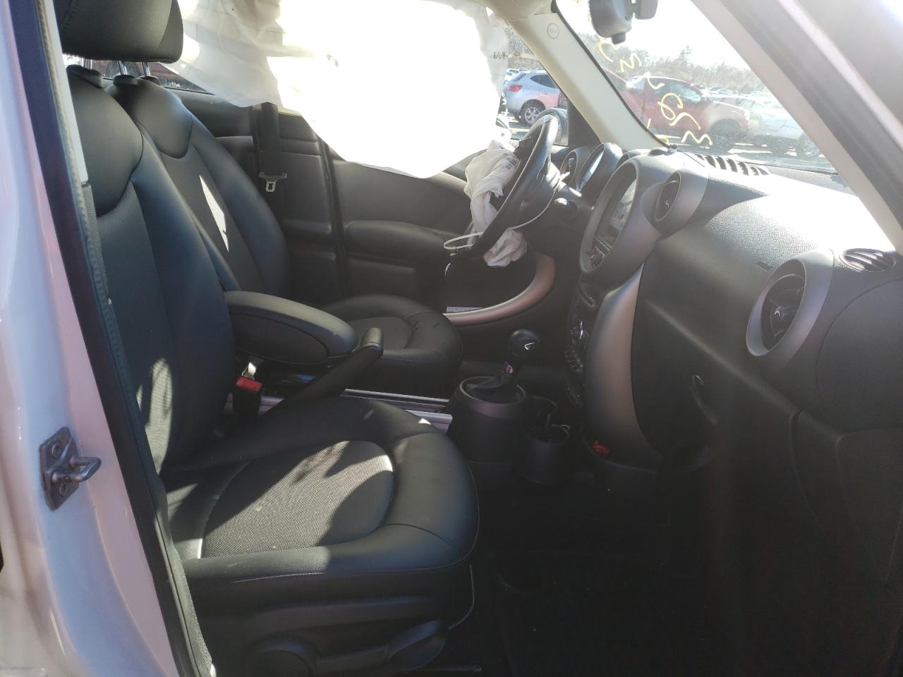 Photo 5 from auction – 2012 MINI COOPER COU with VIN WMWZB3C55CWM02153