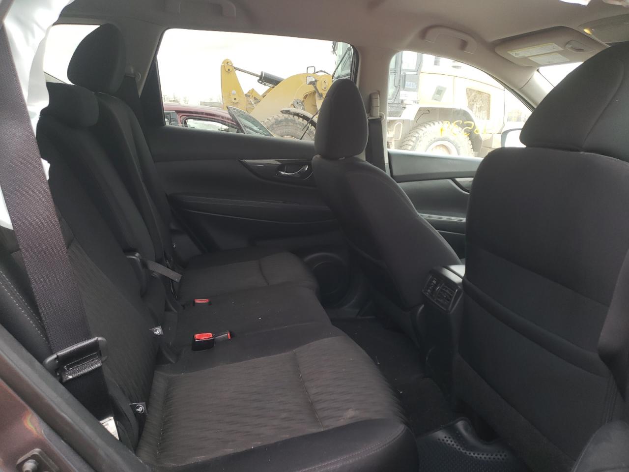 Photo 6 from auction – 2017 NISSAN ROGUE SV with VIN 5N1AT2MV4HC817653