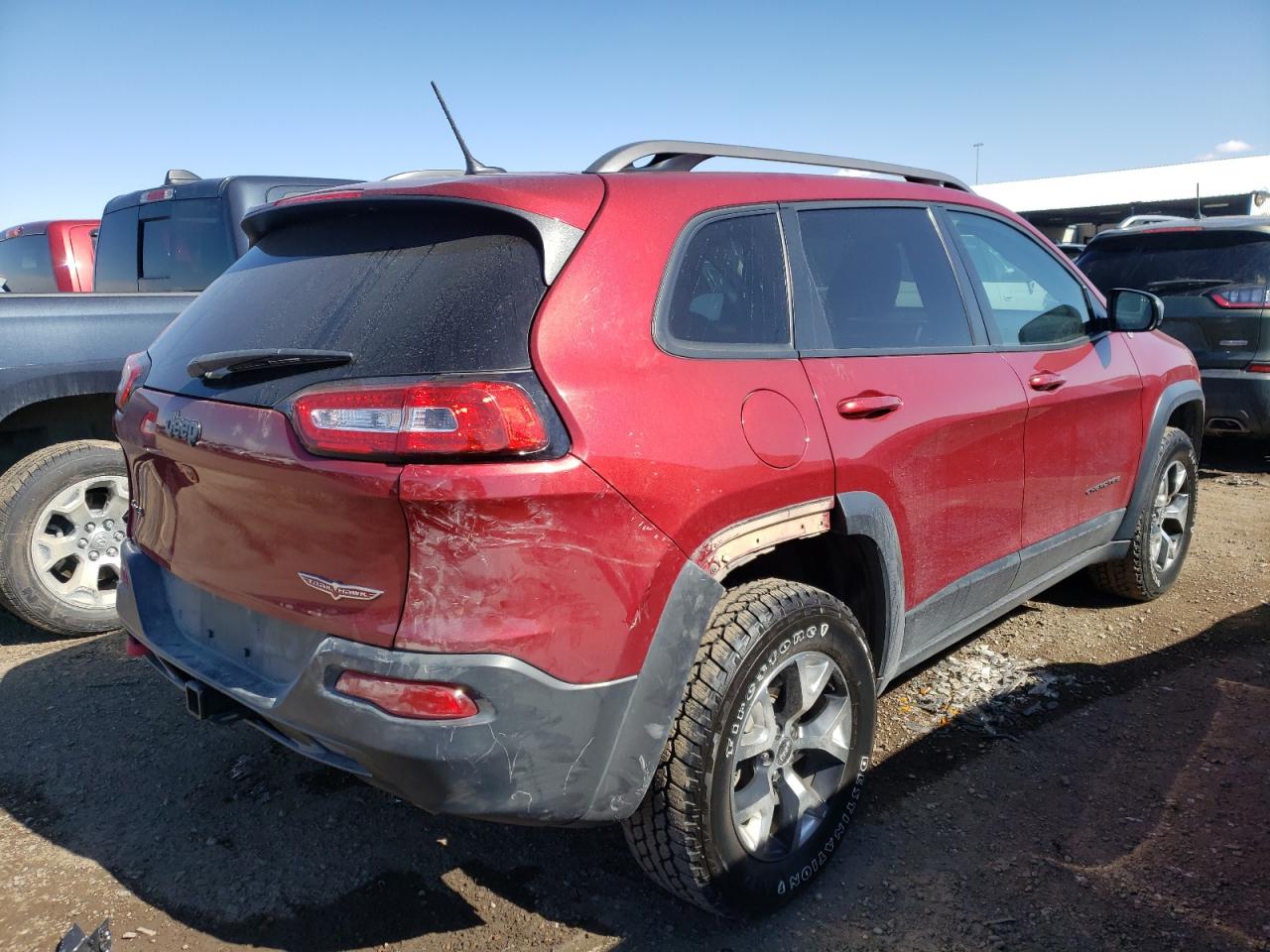 Photo 4 from auction – 2015 JEEP CHEROKEE T with VIN 1C4PJMBS1FW704652