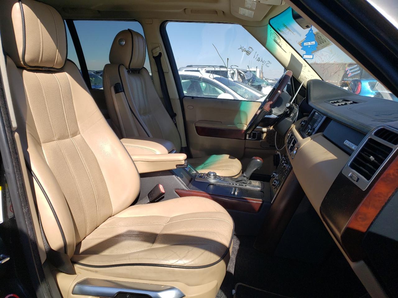 Photo 5 from auction – 2011 LAND ROVER RANGE ROVE with VIN SALMF1E44BA347077