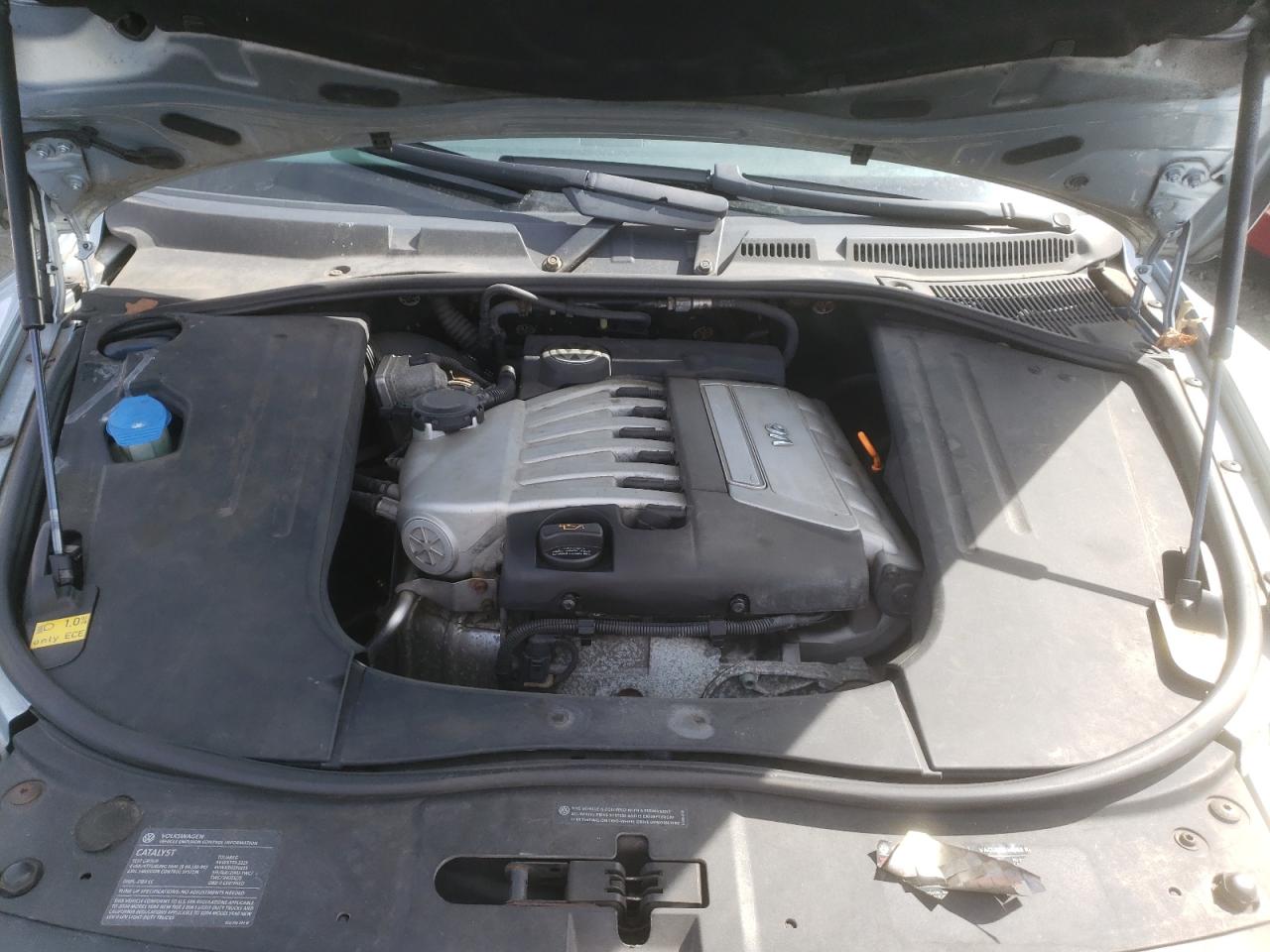 Photo 7 from auction – 2004 VOLKSWAGEN TOUAREG 3. with VIN WVGBC67L14D024935