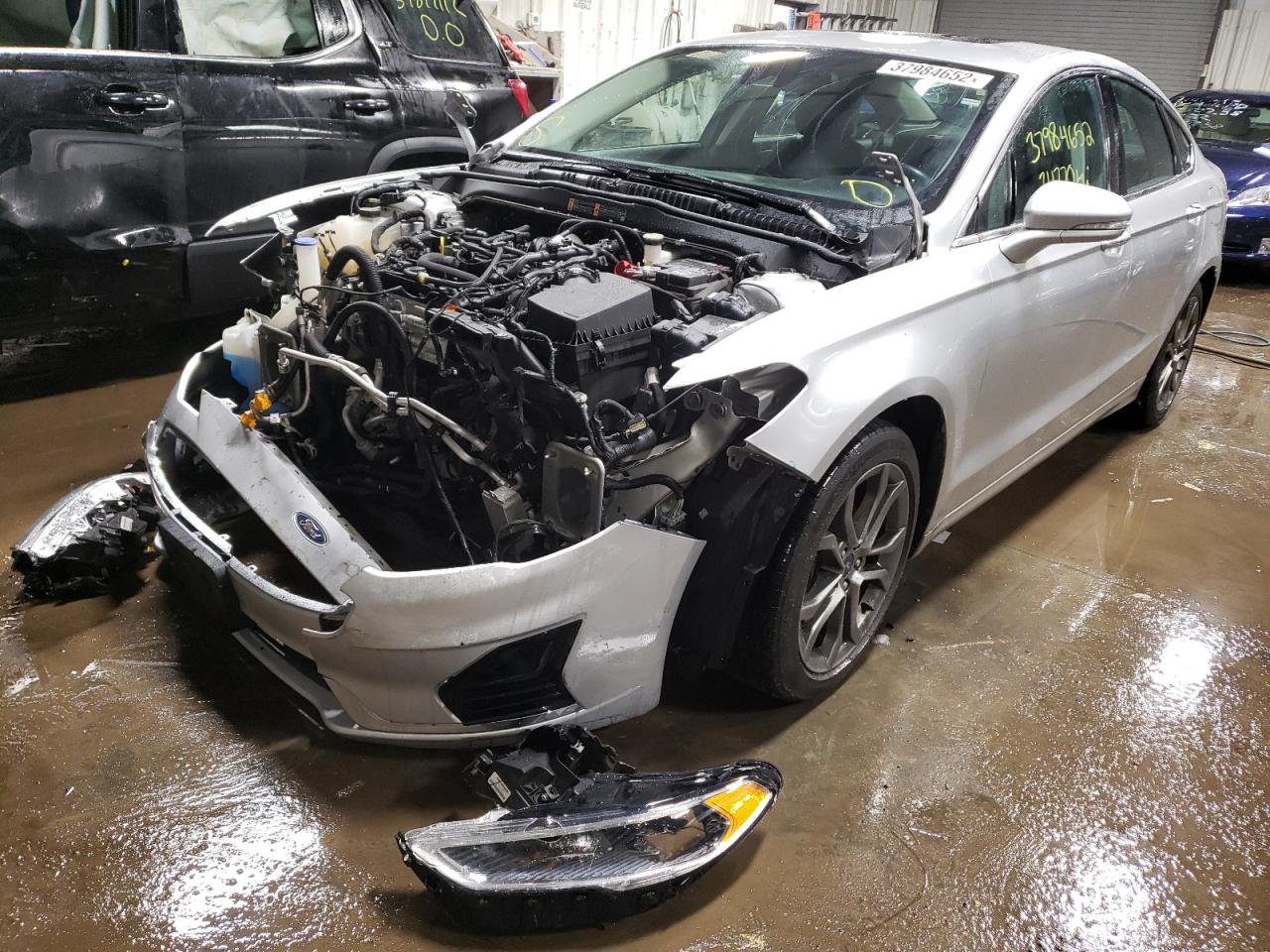 Photo 2 from auction – 2019 FORD FUSION SEL with VIN 3FA6P0CD9KR139458