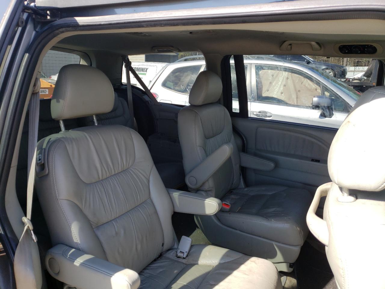 Photo 6 from auction – 2007 HONDA ODYSSEY EX with VIN 5FNRL387X7B066004