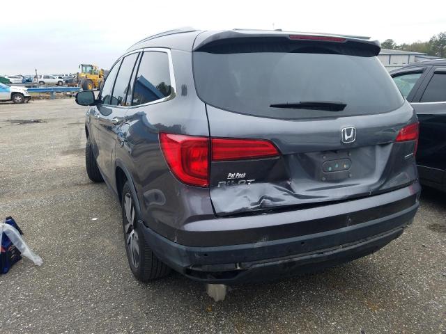 Photo 9 from auction – 2017 HONDA PILOT TOUR with VIN 5FNYF5H99HB011142