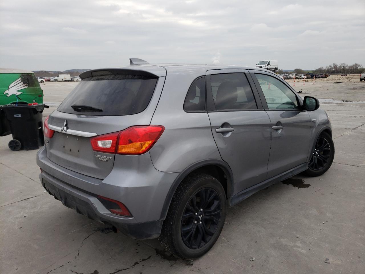 Photo 4 from auction – 2019 MITSUBISHI OUTLANDER with VIN JA4AP3AU9KU025195