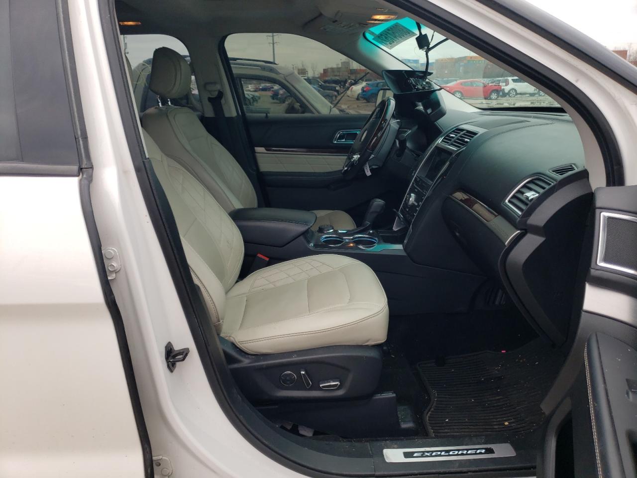 Foto 5 de la subasta – 2017 FORD EXPLORER P con VIN 1FM5K8HT7HGB89449