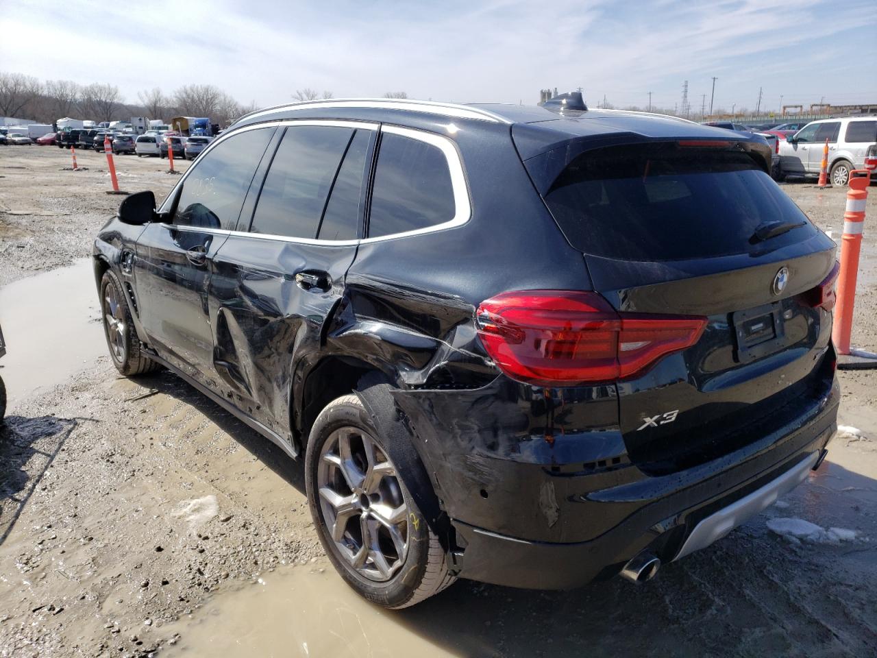 Photo 3 from auction – 2021 BMW X3 XDRIVE3 with VIN 5UXTS1C03M9H28309