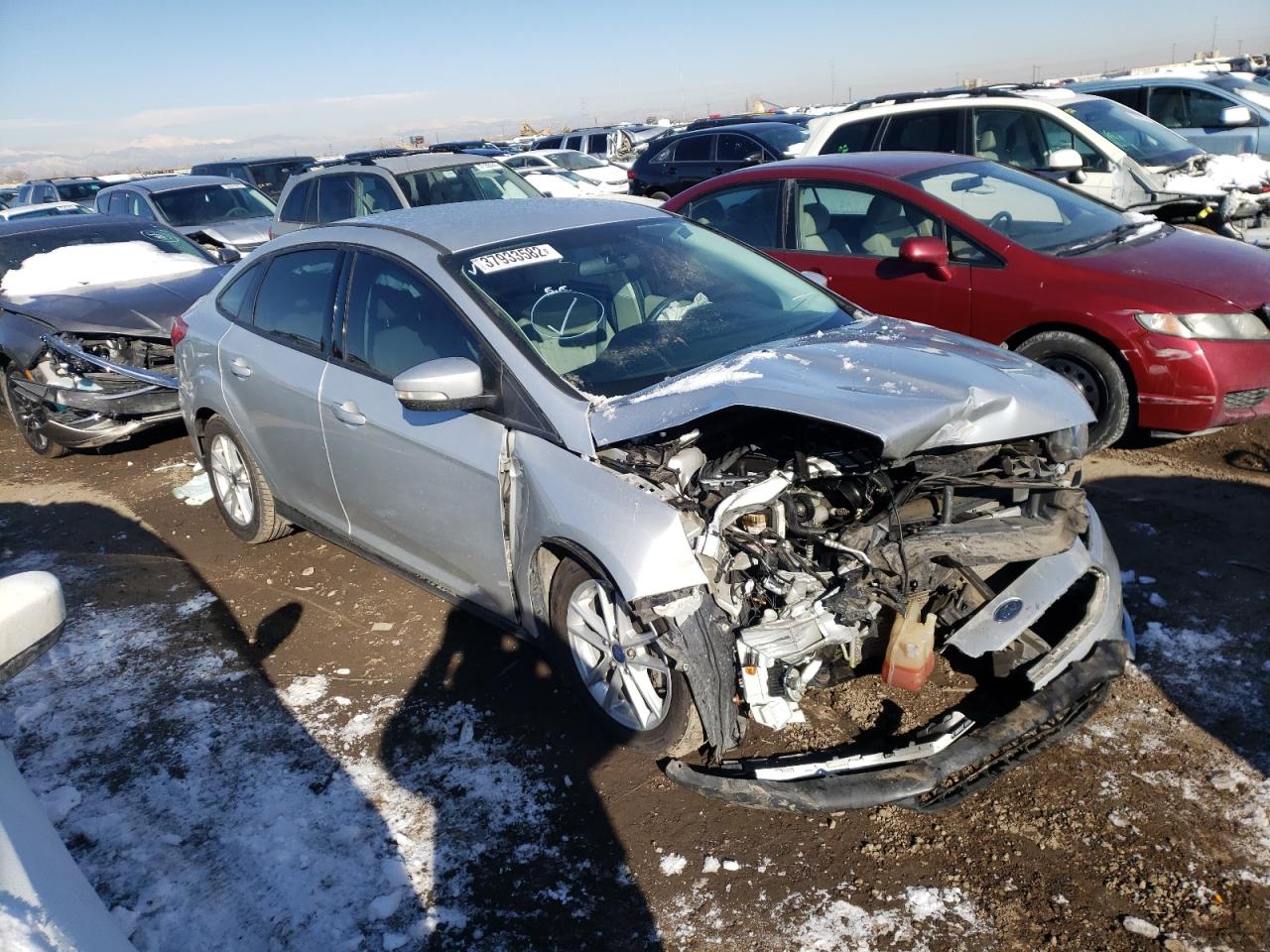 FORD FOCUS SE 2015 with VIN 1FADP3F26FL361897 - Photo from auction