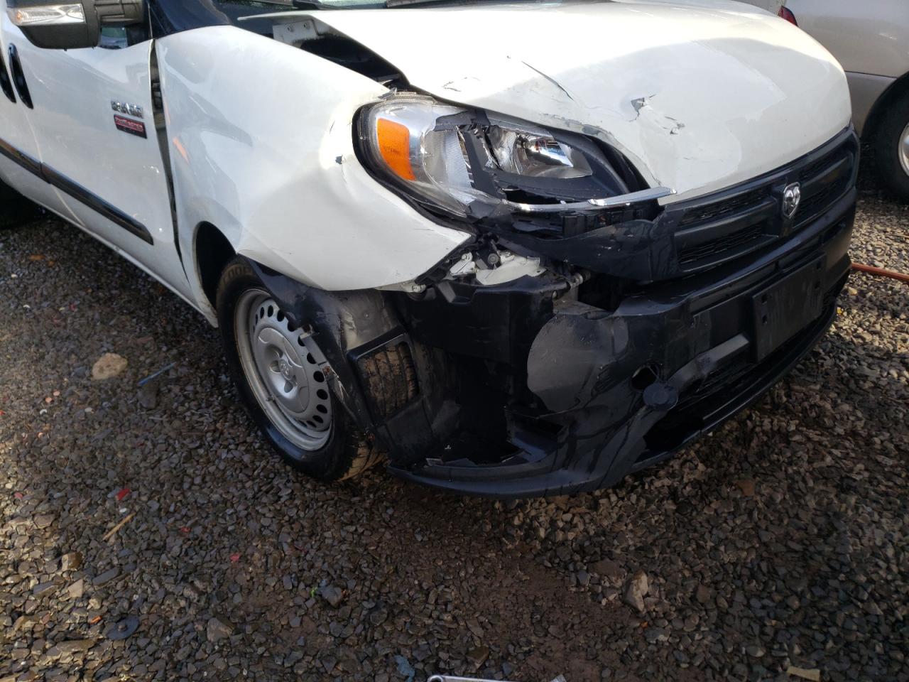 Photo 9 from auction – 2016 RAM PROMASTER with VIN ZFBERFAT1G6C66471