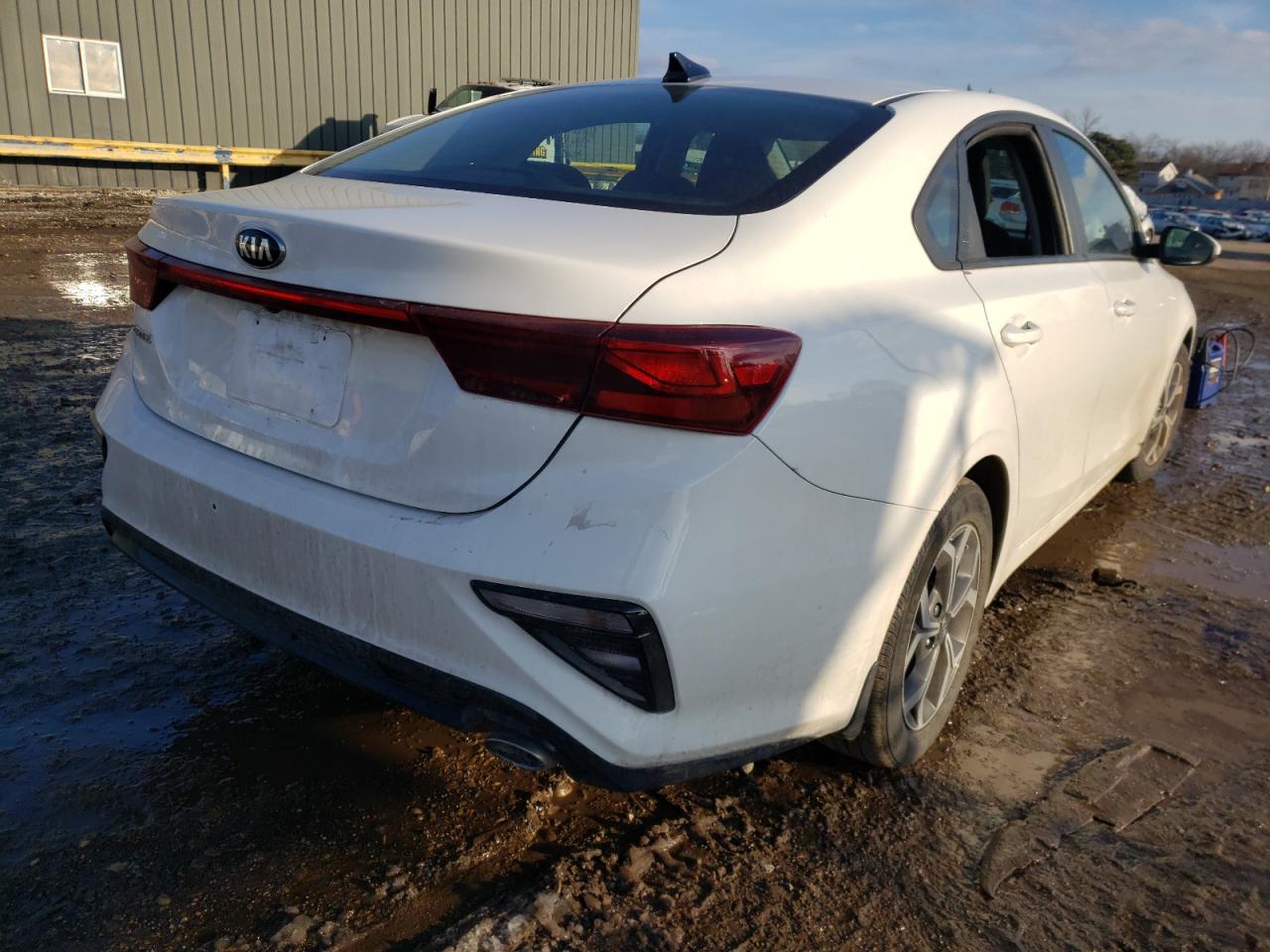 Photo 4 from auction – 2019 KIA FORTE FE with VIN 3KPF24AD2KE134550
