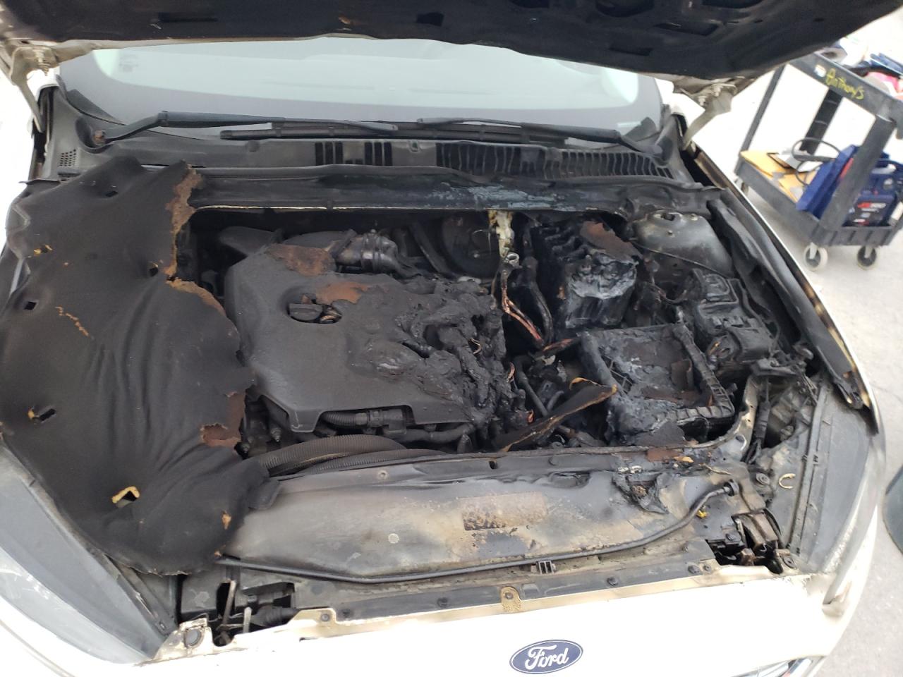Photo 7 from auction – 2013 FORD FUSION SE with VIN 3FA6P0HR4DR206975