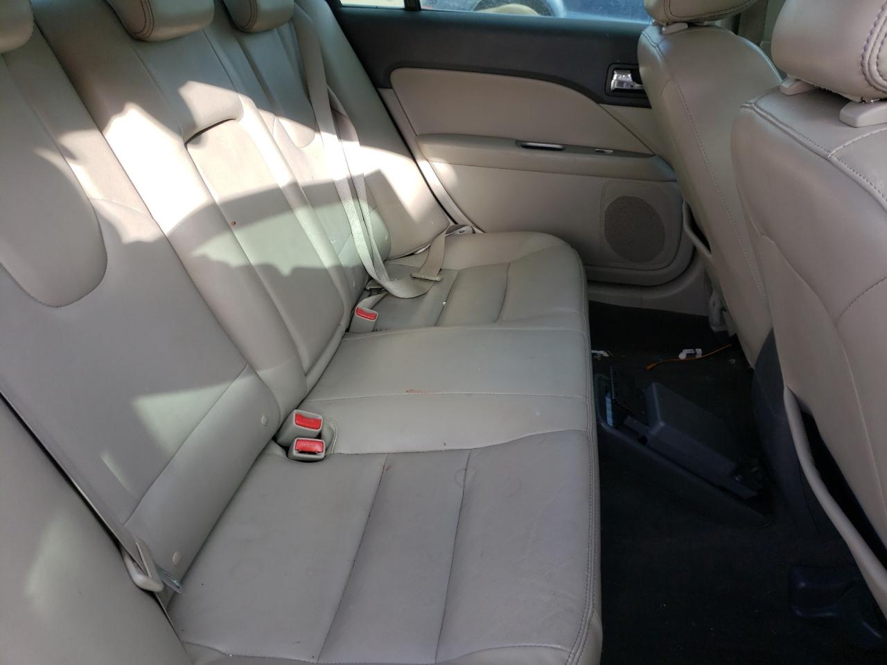 Photo 6 from auction – 2010 FORD FUSION SEL with VIN 3FAHP0JG2AR112283