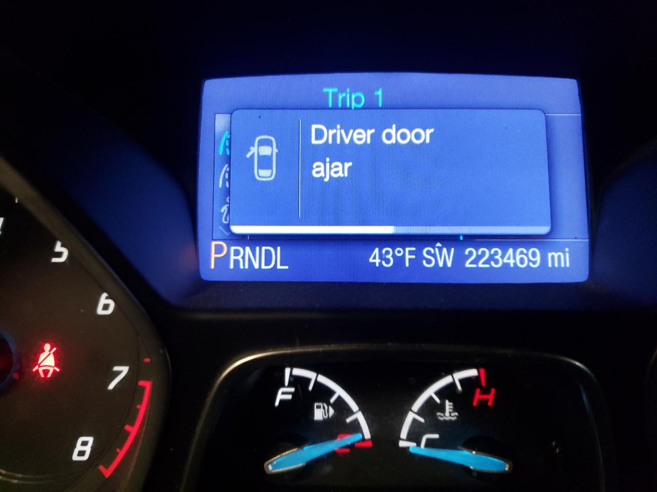 Photo 8 from auction – 2013 FORD FOCUS SE with VIN 1FADP3F21DL258111