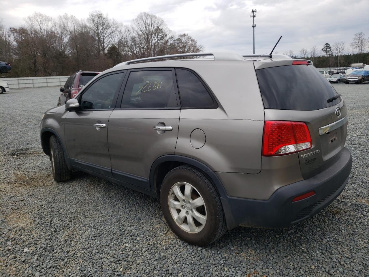 Photo 3 from auction – 2011 KIA SORENTO BA with VIN 5XYKT3A14BG133432