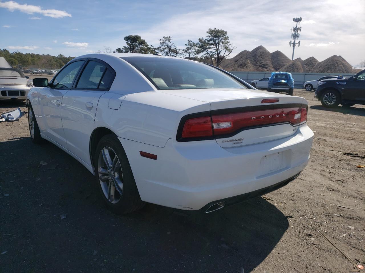 Photo 3 from auction – 2014 DODGE CHARGER SX with VIN 2C3CDXJG3EH255058