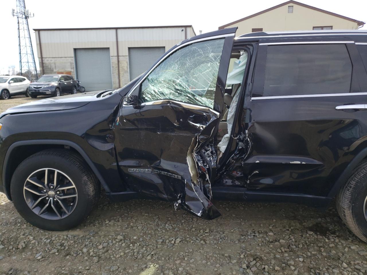 Photo 9 from auction – 2017 JEEP GRAND CHER with VIN 1C4RJFBG3HC809875