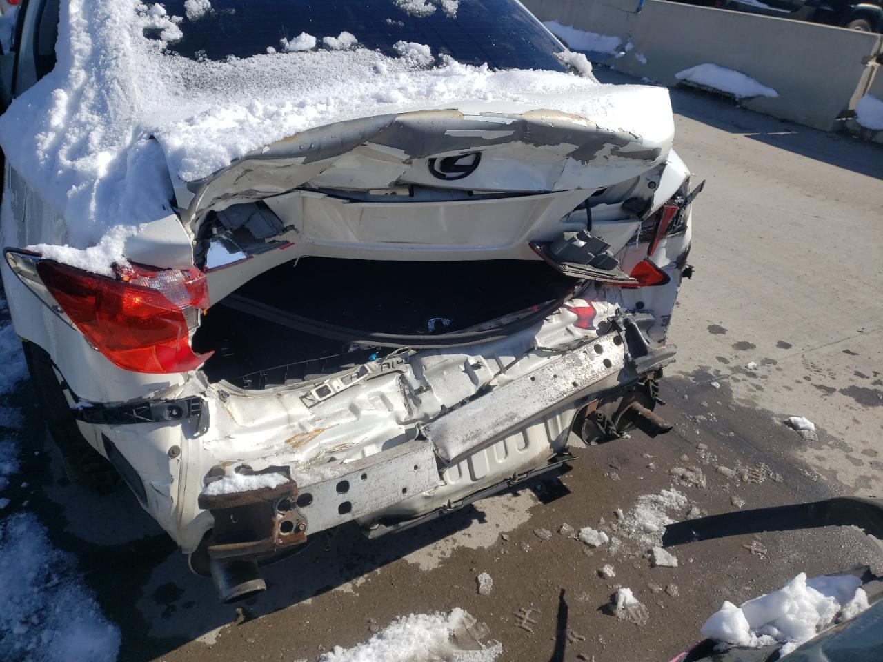 Photo 9 from auction – 2006 LEXUS IS 250 with VIN JTHCK262462006049