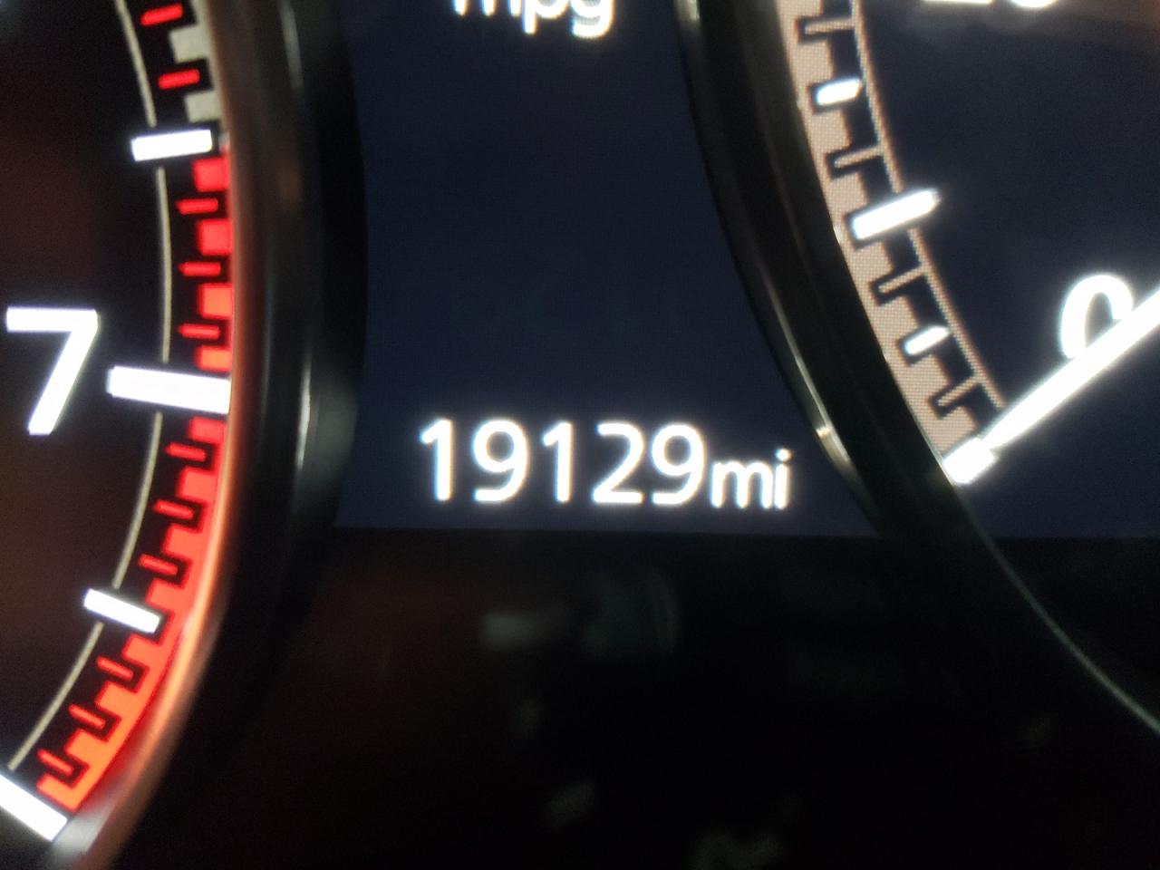 Photo 8 from auction – 2020 MAZDA 3 PREMIUM with VIN JM1BPBNM0L1166643