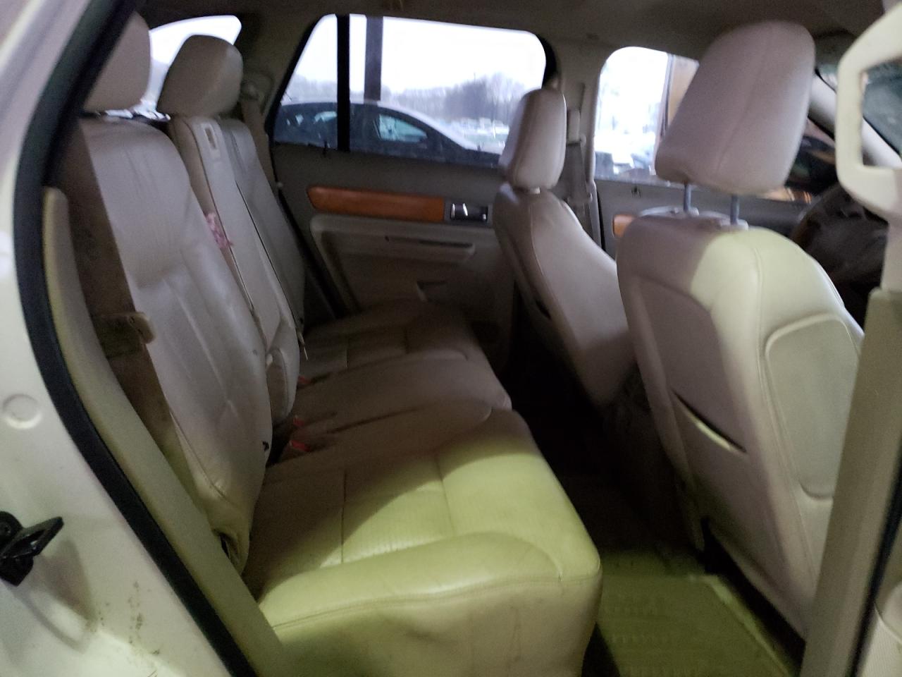 Photo 6 from auction – 2007 LINCOLN MKX with VIN 2LMDU68C87BJ31774