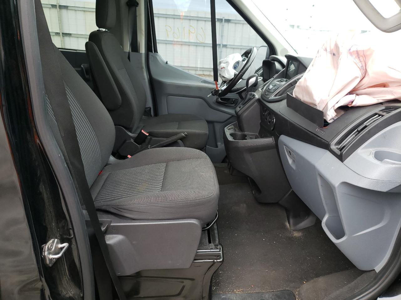 Photo 5 from auction – 2018 FORD TRANSIT T- with VIN 1FBAX2CM9JKA83884