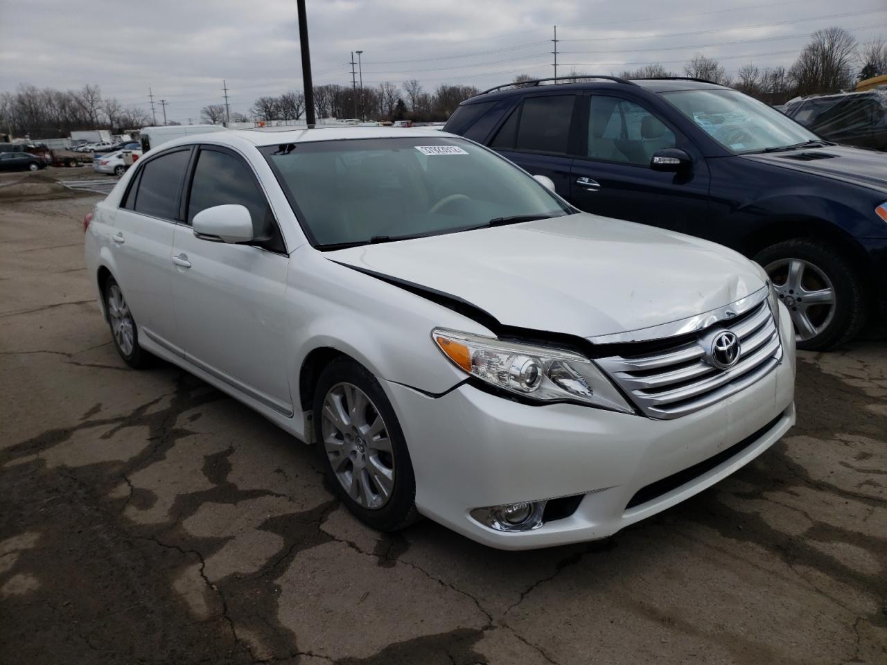 TOYOTA AVALON BAS 2011 с VIN 4T1BK3DB1BU422916 - Фото с аукциона