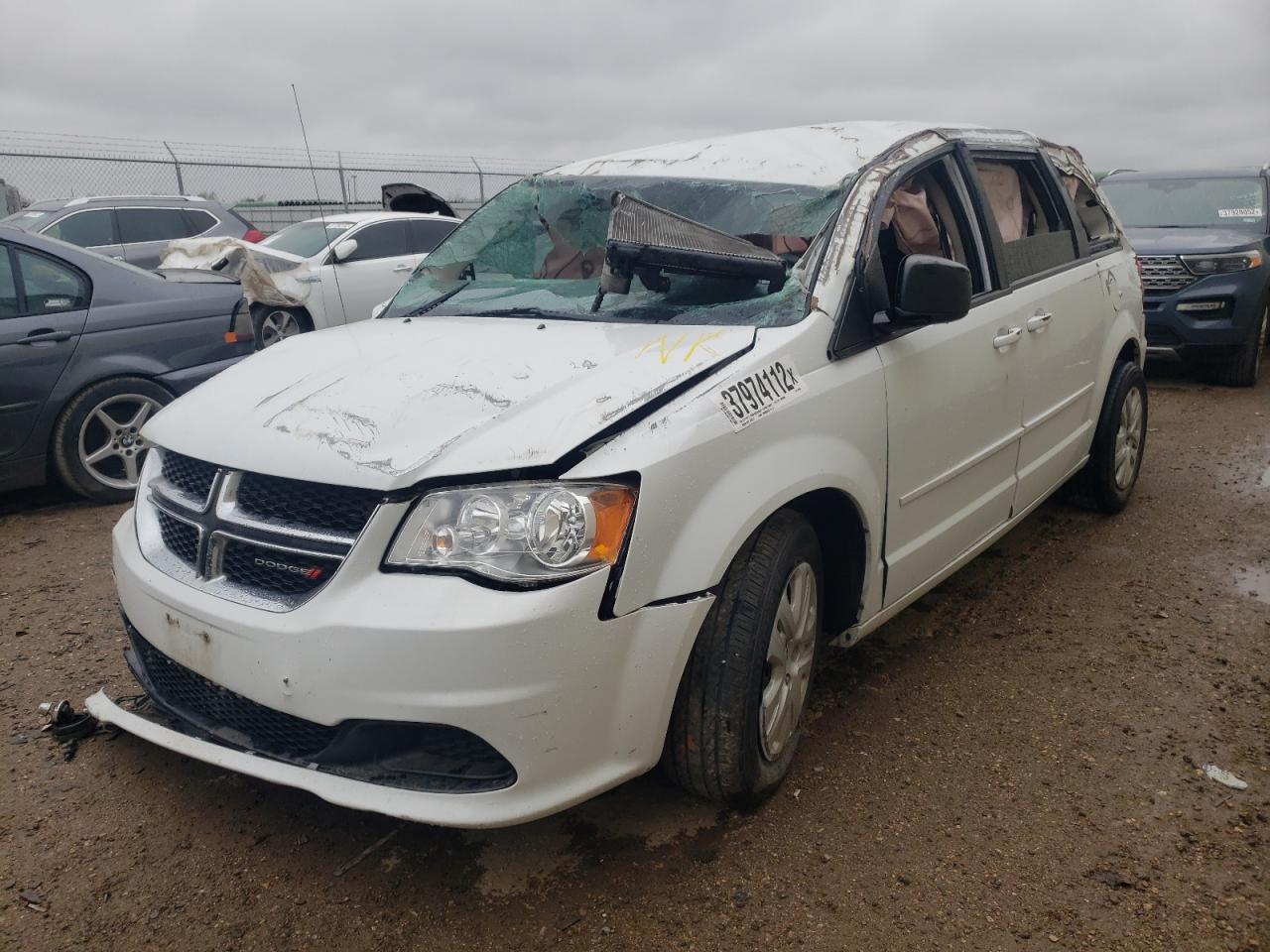 Photo 2 from auction – 2017 DODGE GRAND CARA with VIN 2C4RDGBG2HR866640