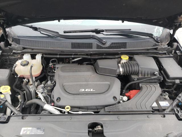 Photo 7 from auction – 2017 CHRYSLER PACIFICA L with VIN 2C4RC1GG4HR644125