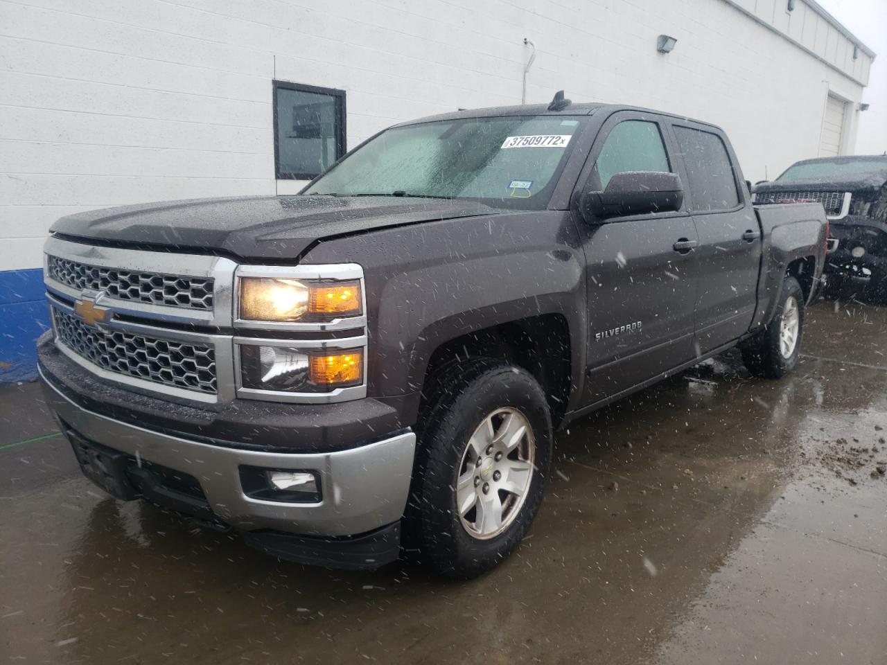 Photo 2 from auction – 2015 CHEVROLET SILVERADO with VIN 3GCPCREC1FG472354