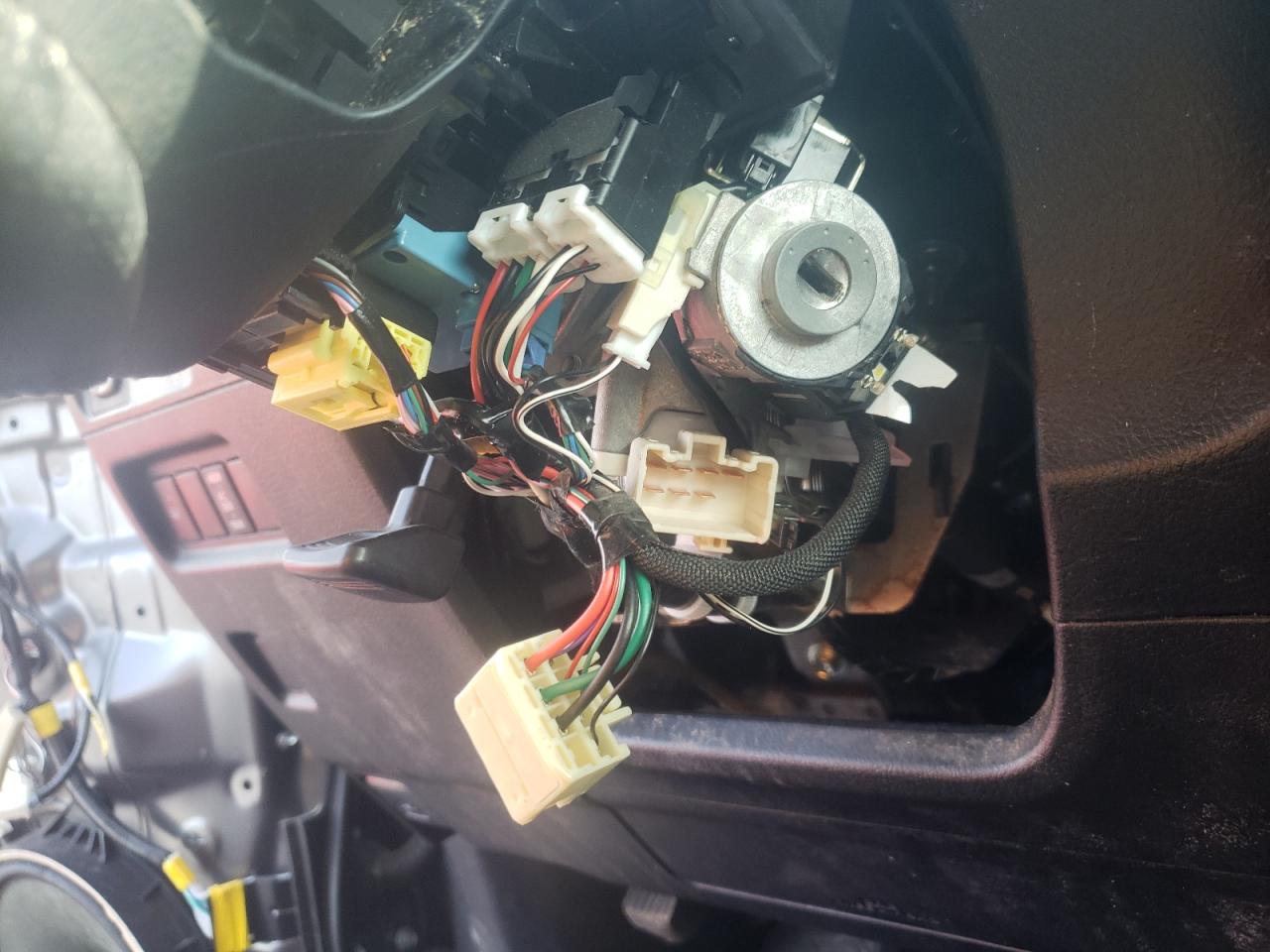 Photo 9 from auction – 2019 TOYOTA 4 RUNNER with VIN JTEBU5JRXK5630178