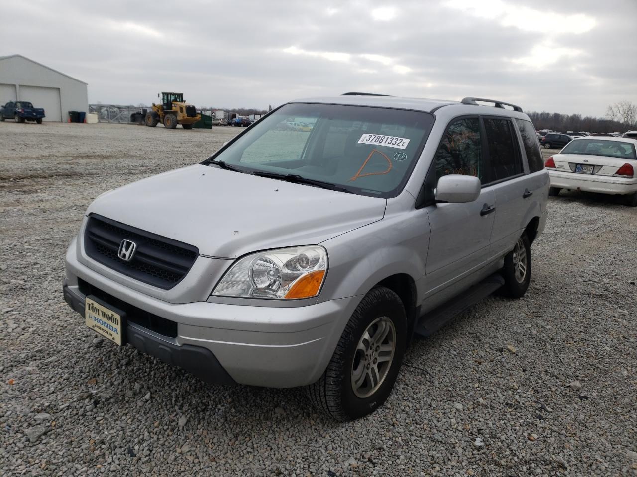 Photo 2 from auction – 2004 HONDA PILOT EXL with VIN 2HKYF18564H543949