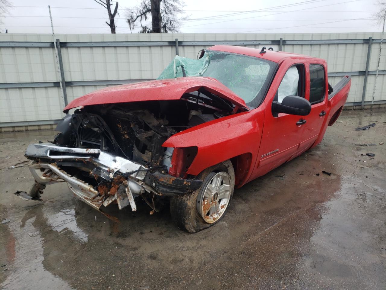 Photo 2 from auction – 2013 CHEVROLET SILVERADO with VIN 3GCPKSE72DG161851