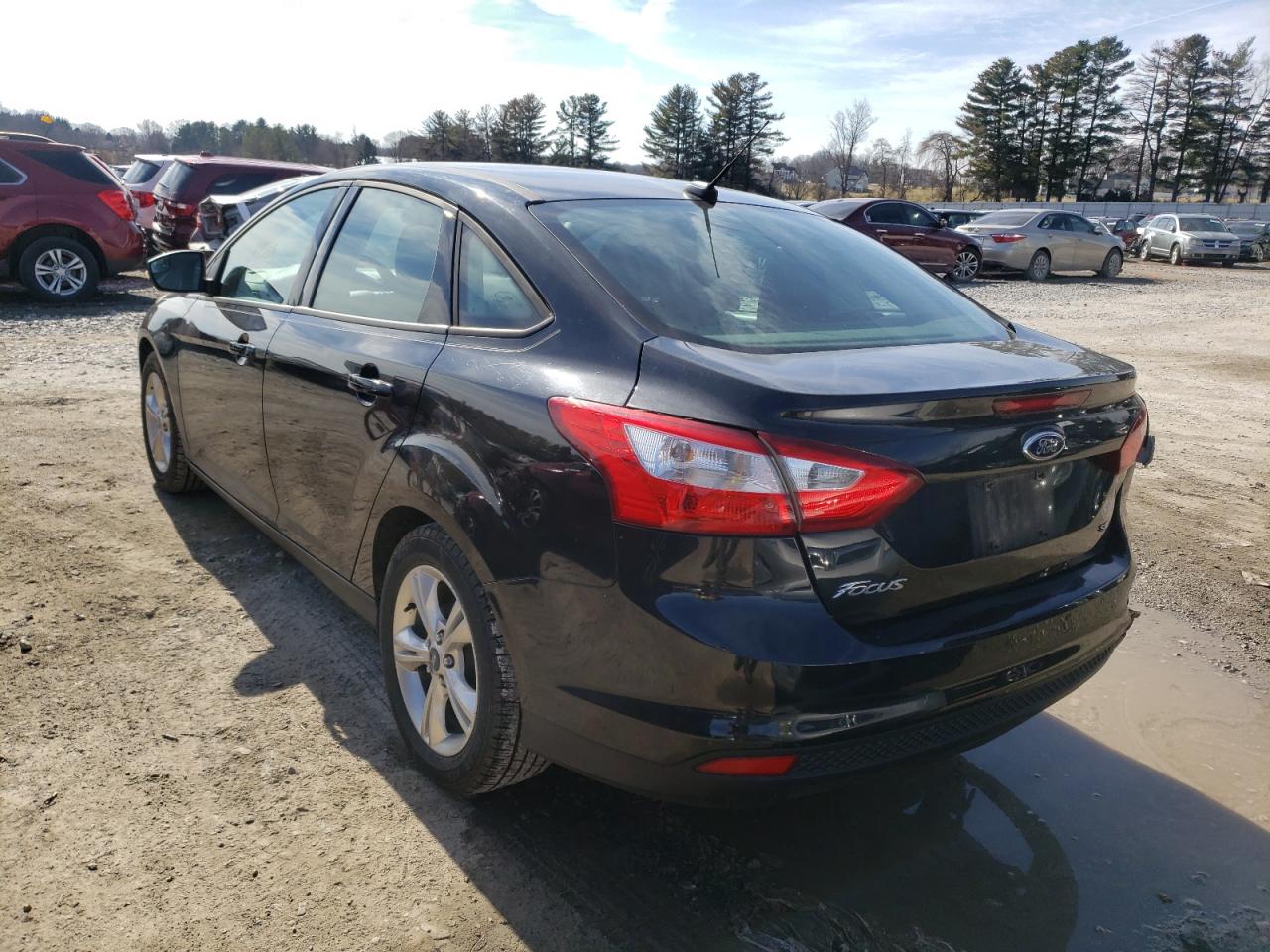 Photo 3 from auction – 2013 FORD FOCUS SE with VIN 1FADP3F27DL186573
