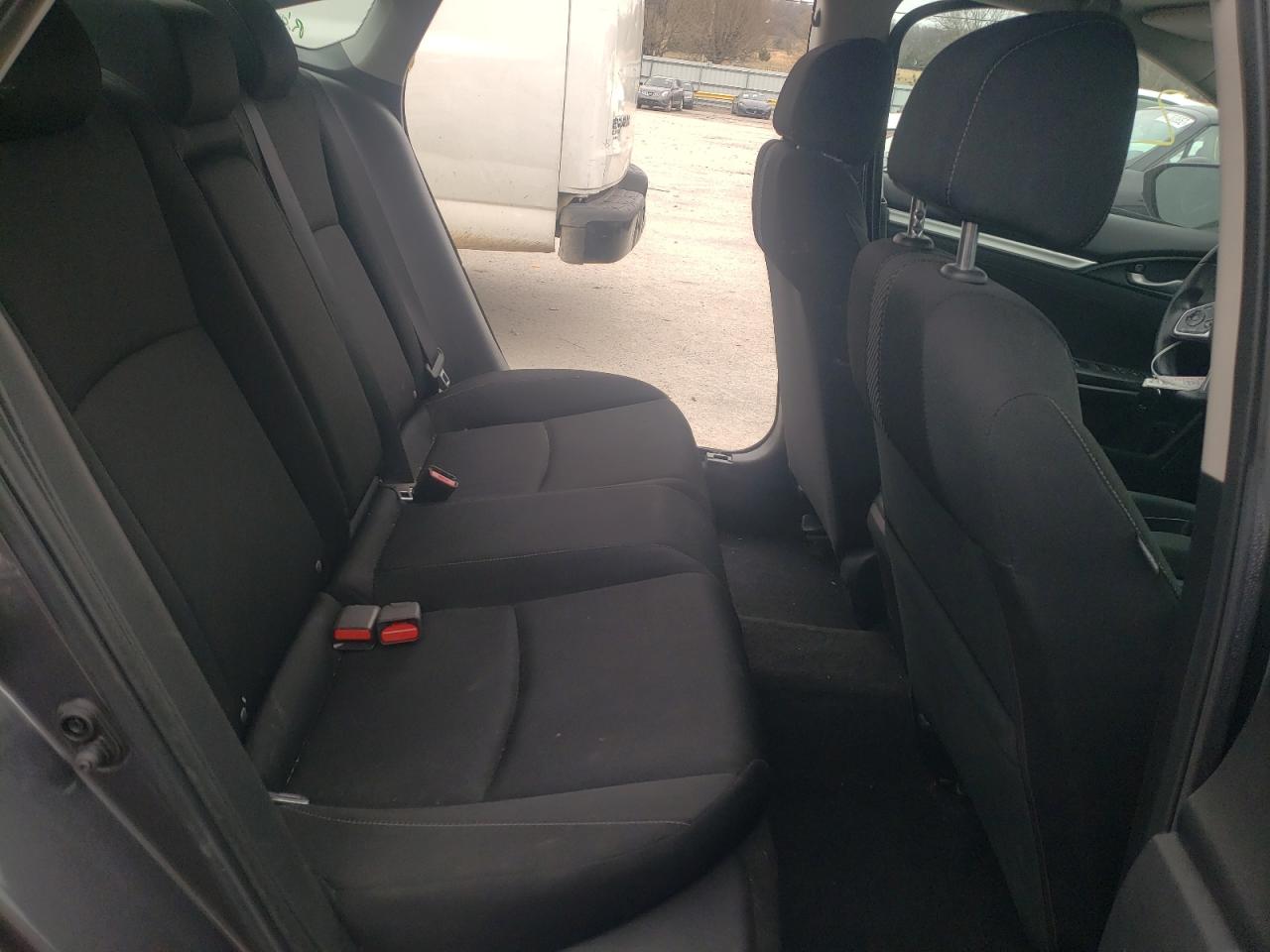 Photo 6 from auction – 2018 HONDA CIVIC EX with VIN 2HGFC2F76JH560590