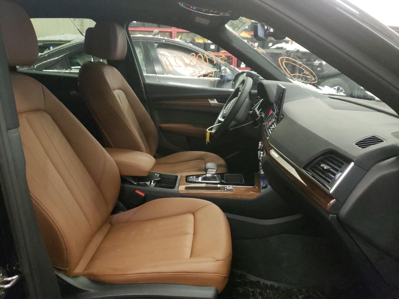 Photo 5 from auction – 2021 AUDI Q5 PREMIUM with VIN WA1AAAFY9M2140735