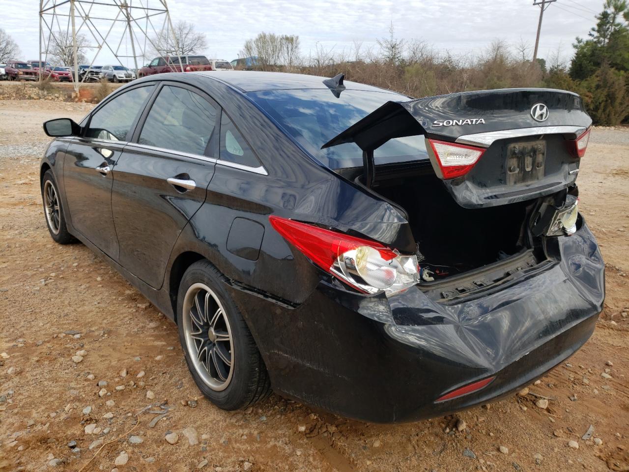 Photo 3 from auction – 2011 HYUNDAI SONATA SE with VIN 5NPEC4AC5BH130942