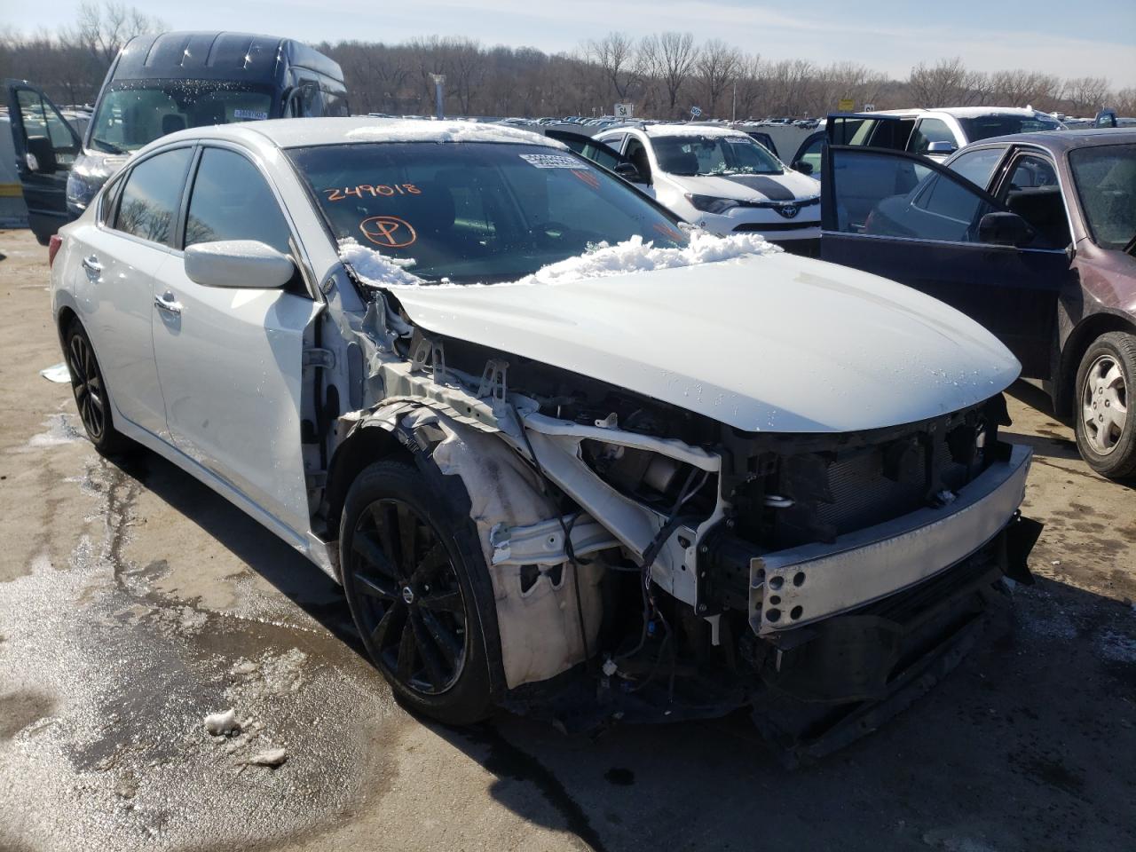 NISSAN ALTIMA 2.5 2018 with VIN 1N4AL3AP3JC249018 - Photo from auction