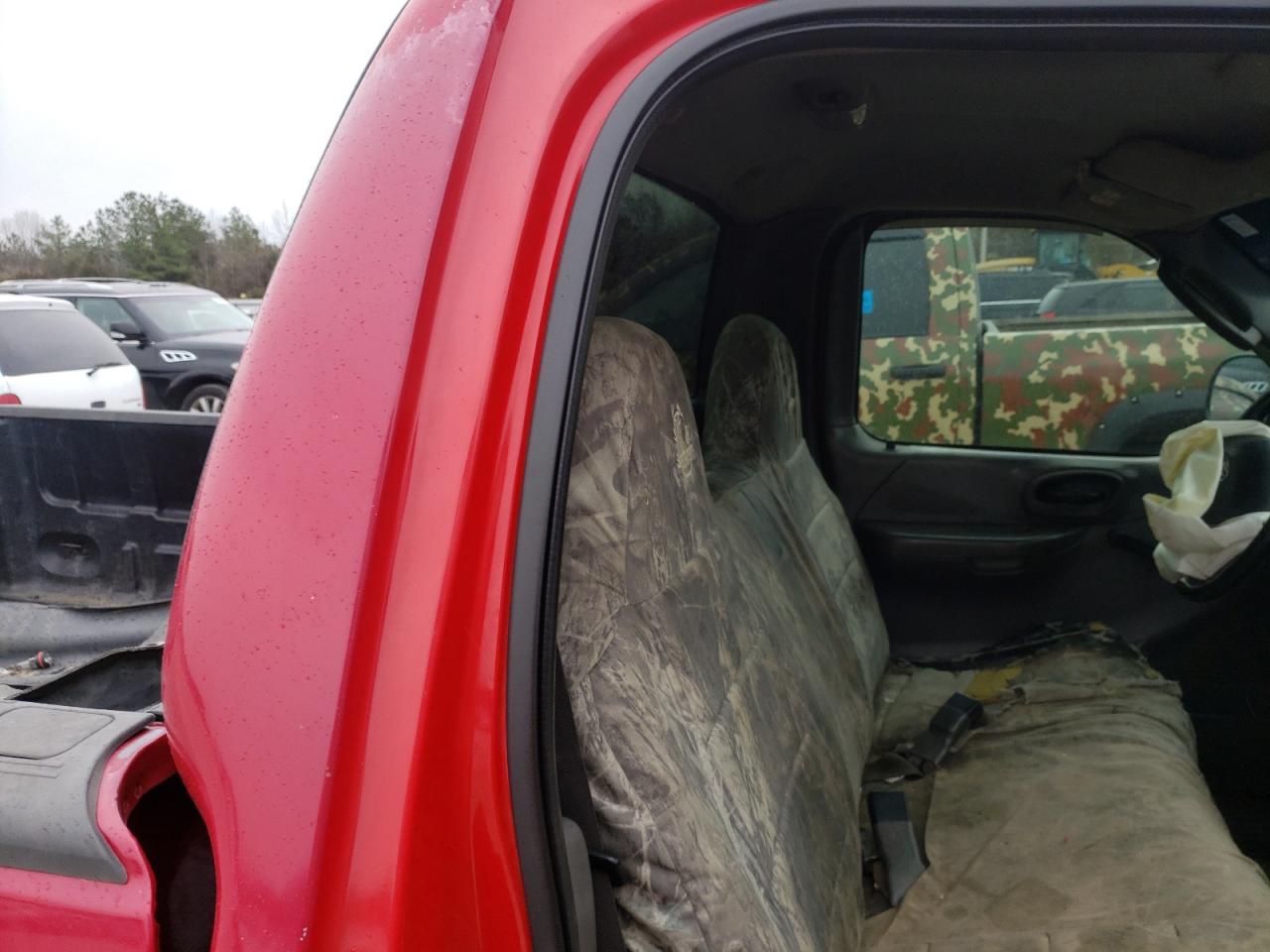 Photo 6 from auction – 2004 FORD F-150 HERI with VIN 2FTRF172X4CA55296