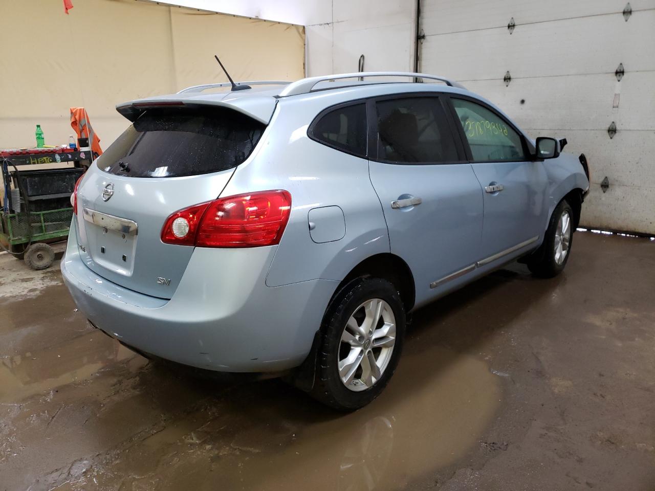 Photo 4 from auction – 2013 NISSAN ROGUE S with VIN JN8AS5MT5DW006478