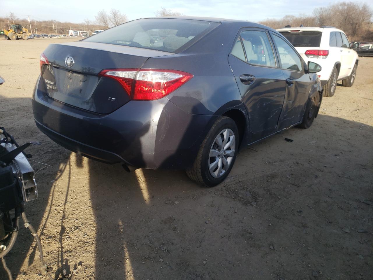 Photo 4 from auction – 2015 TOYOTA COROLLA L with VIN 2T1BURHE8FC330405