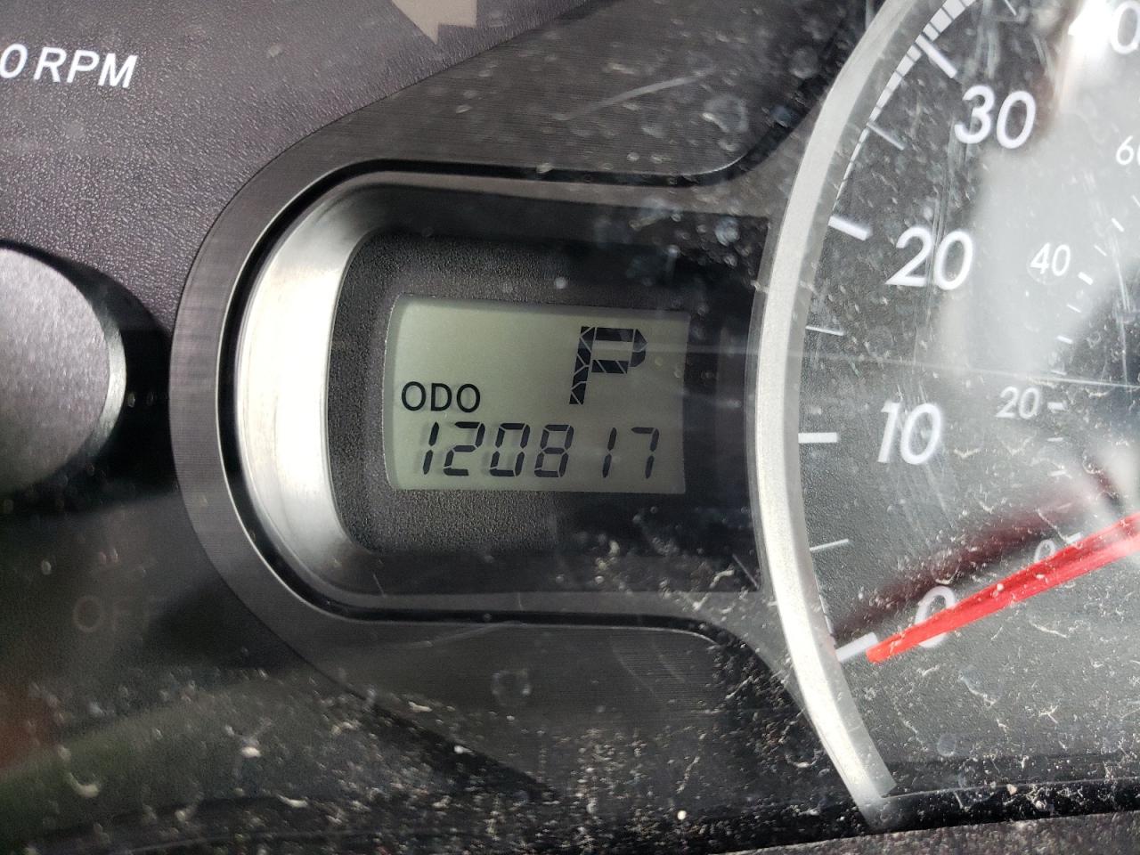 Photo 8 from auction – 2014 TOYOTA SIENNA LE with VIN 5TDJK3DCXES084322