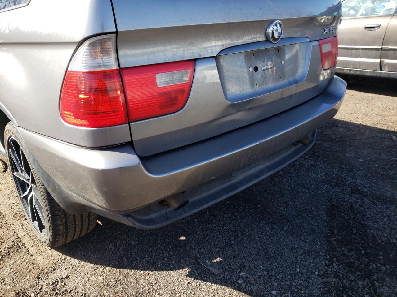 Photo 9 from auction – 2004 BMW X5 3.0I with VIN 5UXFA13504LU23622