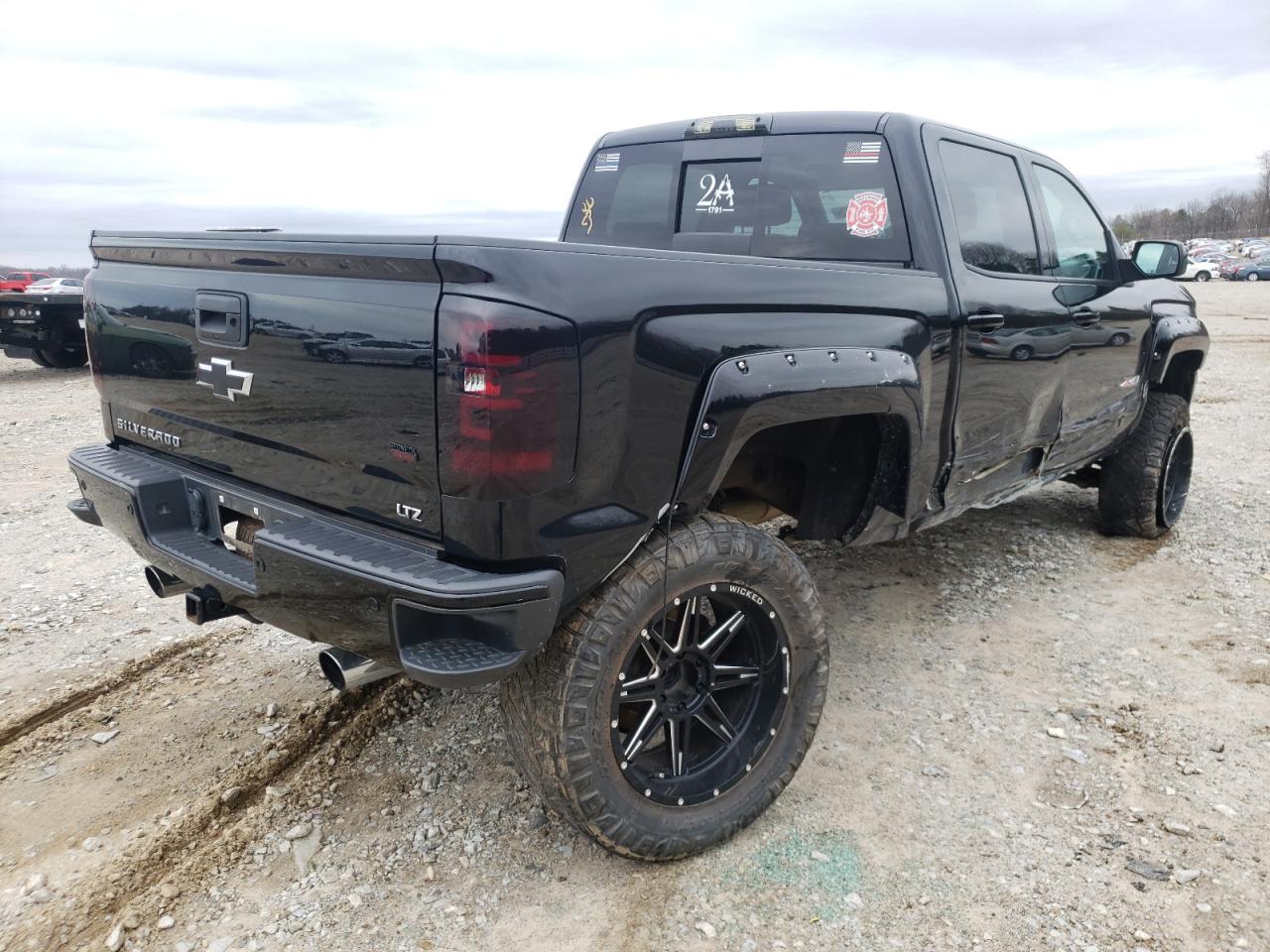 Photo 4 from auction – 2018 CHEVROLET SILVERADO with VIN 3GCUKSEC2JG552994