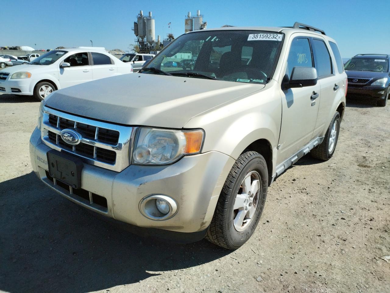 Photo 2 from auction – 2010 FORD ESCAPE XLT with VIN 1FMCU0D79AKA55816
