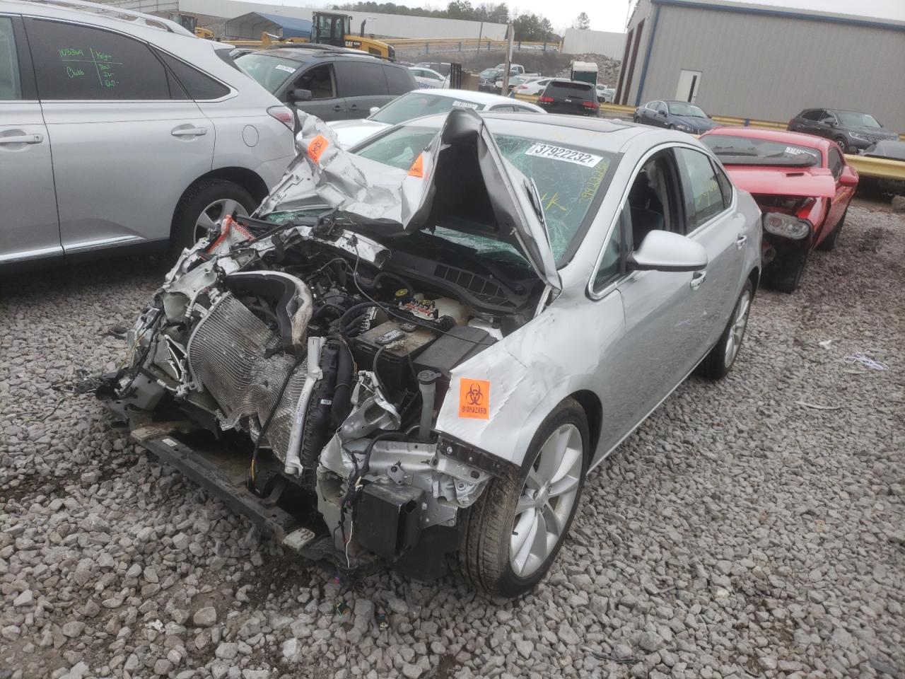 Photo 2 from auction – 2016 BUICK VERANO with VIN 1G4PS5SK0G4132954
