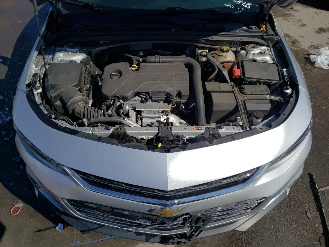 Photo 7 from auction – 2018 CHEVROLET MALIBU LT with VIN 1G1ZD5ST5JF226011