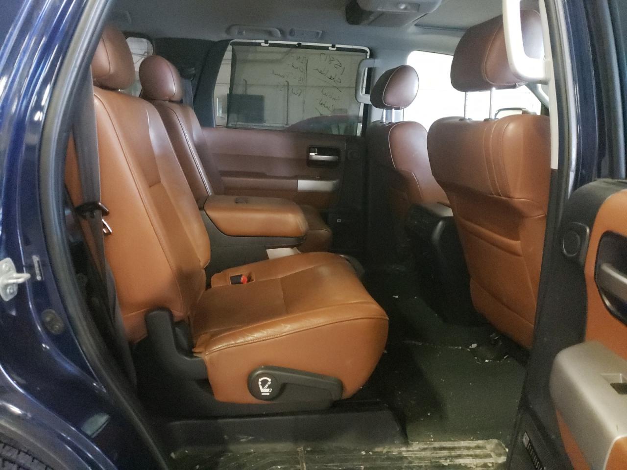 Photo 6 from auction – 2008 TOYOTA SEQUOIA PL with VIN 5TDBY67A98S008769