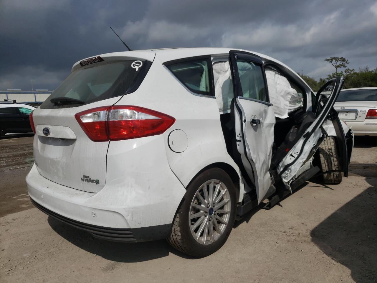 Фото 4 с аукциона – 2015 FORD C-MAX SEL с VIN 1FADP5BU0FL116242