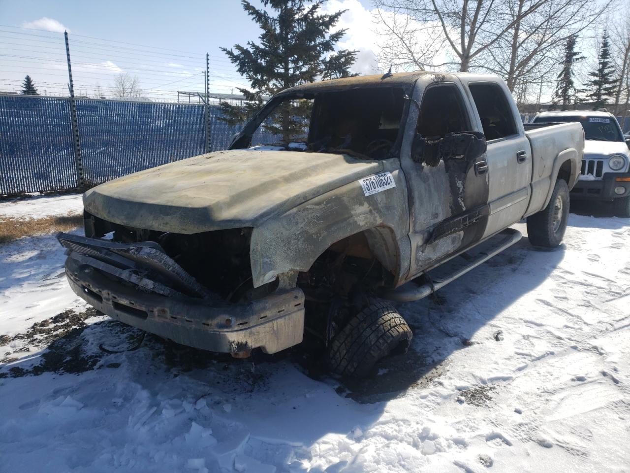 Photo 2 from auction – 2005 CHEVROLET SILVERADO with VIN 1GCHK23295F835735